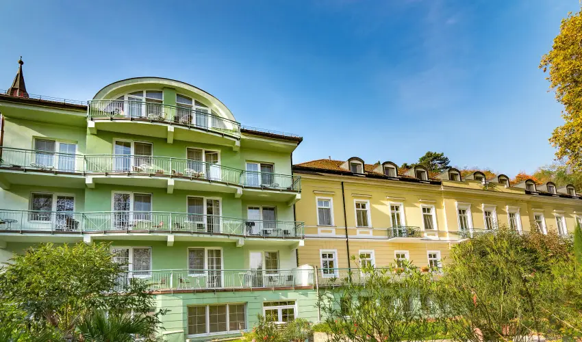 Hotel Spa H�v�z H�v�z - M�rcius 15. (min. 2 �j)