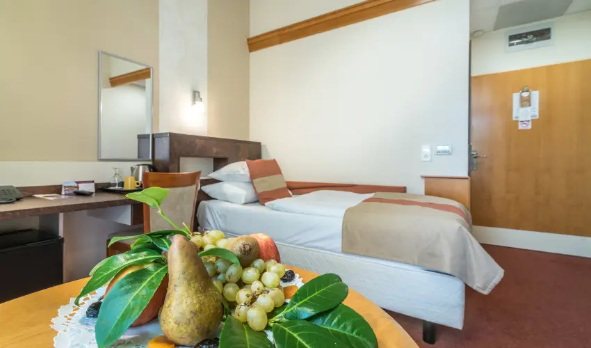 Hotel Spa H�v�z H�v�z - M�rcius 15. (min. 2 �j)