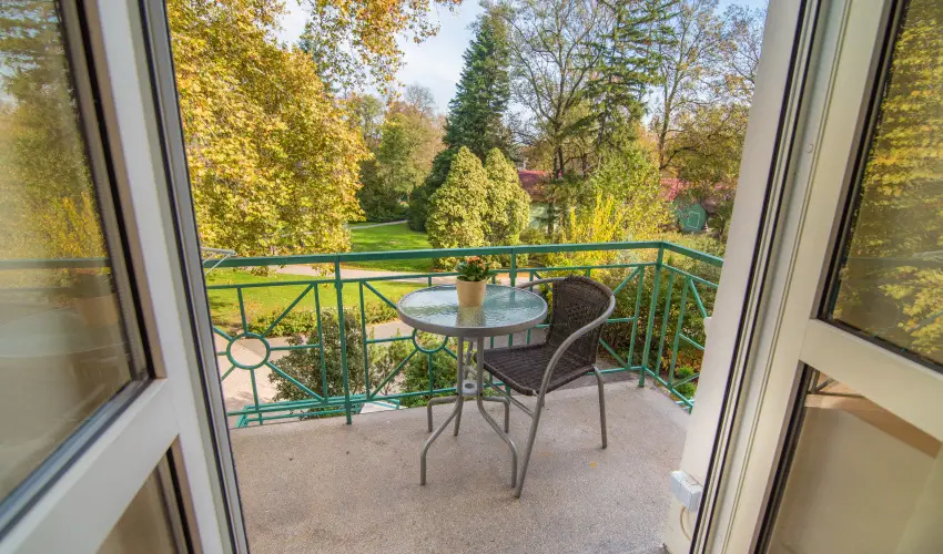 Hotel Spa H�v�z H�v�z - M�rcius 15. (min. 2 �j)