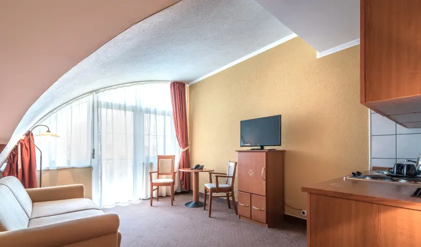 Hotel Spa H�v�z H�v�z - M�rcius 15. (min. 2 �j)