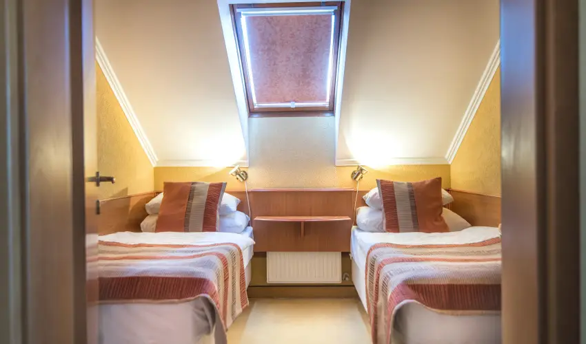 Hotel Spa H�v�z H�v�z - M�rcius 15. (min. 2 �j)