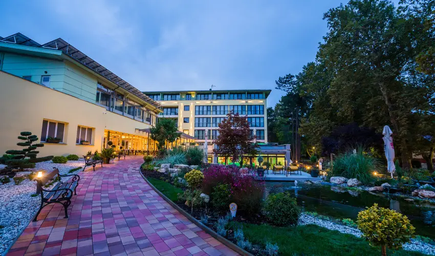 SunGarden Wellness Hotel Si�fok - M�rcius 15. (min. 3 �j)