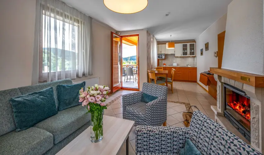 Szalajka Liget Hotel �s Apartmanh�zak Szilv�sv�rad - M�rcius 15. (min. 2 �j)