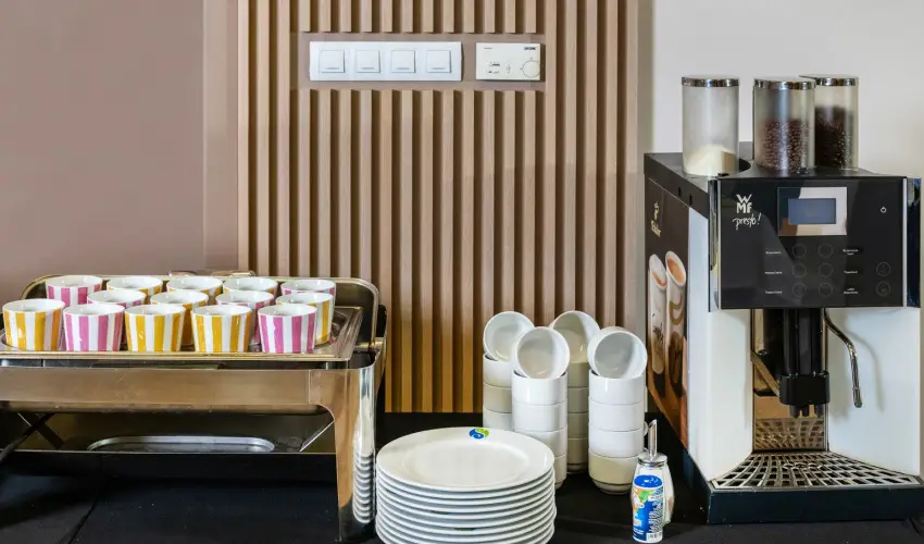 Szalajka Liget Hotel �s Apartmanh�zak Szilv�sv�rad - M�rcius 15. (min. 2 �j)