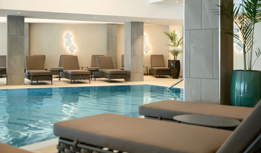 Kenese Bay Garden Resort & Conference Balatonkenese - M�rcius 15. (min. 2 �j)