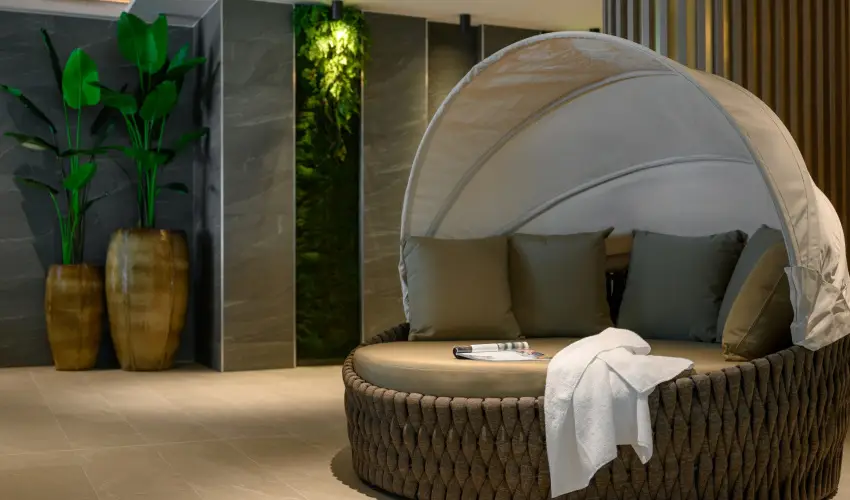 Kenese Bay Garden Resort & Conference Balatonkenese - M�rcius 15. (min. 2 �j)