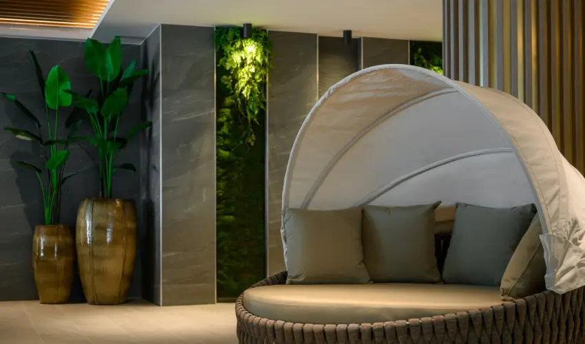 Kenese Bay Garden Resort & Conference Balatonkenese - M�rcius 15. (min. 2 �j)