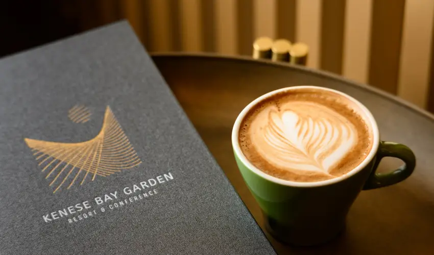 Kenese Bay Garden Resort & Conference Balatonkenese - M�rcius 15. (min. 2 �j)