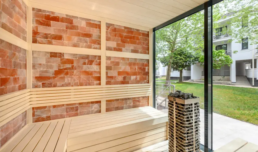 Kenese Bay Garden Resort & Conference Balatonkenese - M�rcius 15. (min. 2 �j)