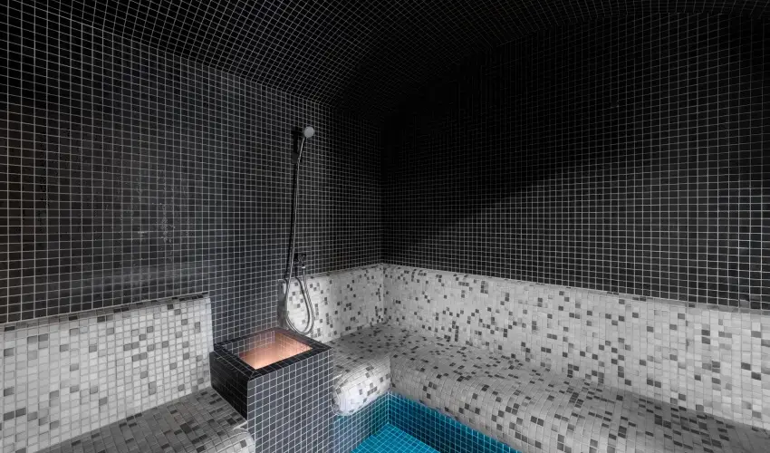 Kenese Bay Garden Resort & Conference Balatonkenese - M�rcius 15. (min. 2 �j)