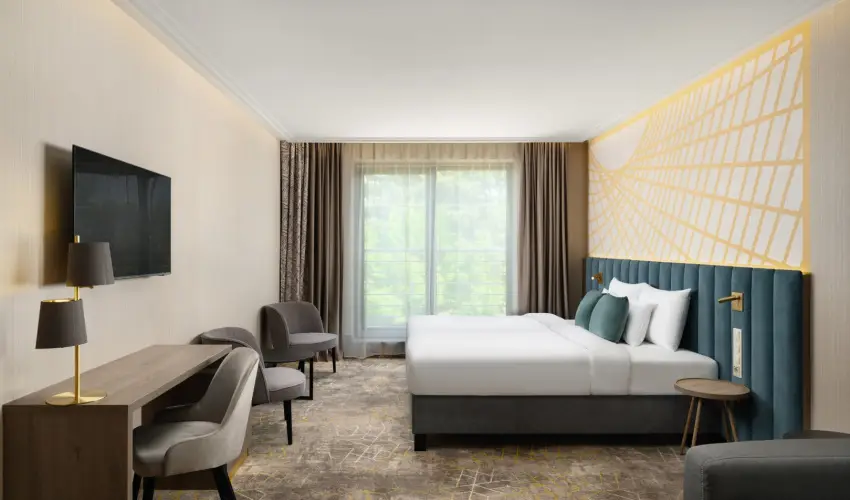 Kenese Bay Garden Resort & Conference Balatonkenese - M�rcius 15. (min. 2 �j)