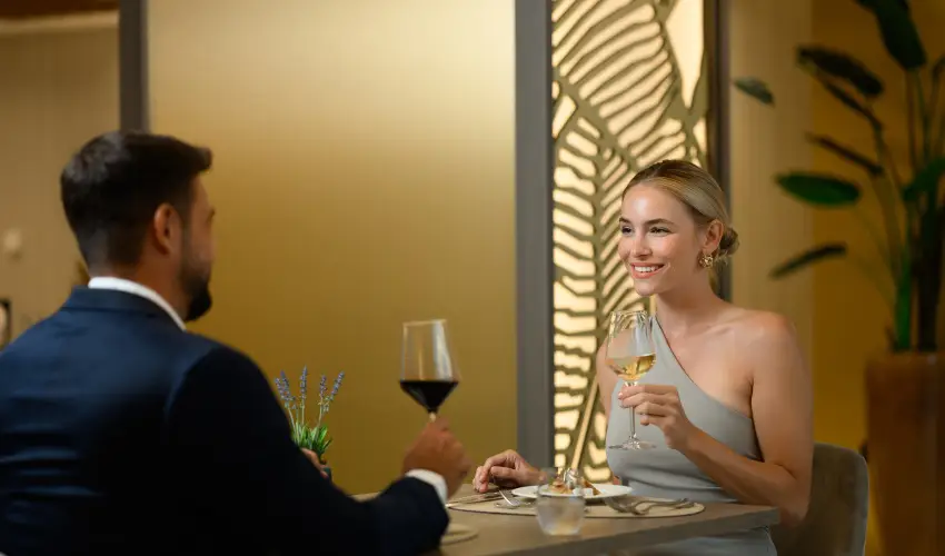 Kenese Bay Garden Resort & Conference Balatonkenese - M�rcius 15. (min. 2 �j)