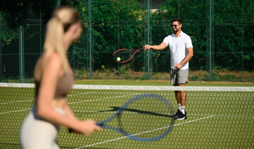 Kenese Bay Garden Resort & Conference Balatonkenese - M�rcius 15. (min. 2 �j)