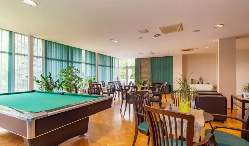 Hotel FIT H�v�z H�v�z - M�rcius 15.