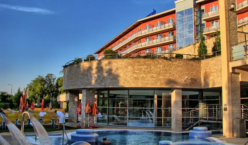 Thermal Hotel Visegr�d Visegr�d - M�rcius 15. (min. 3 �j)