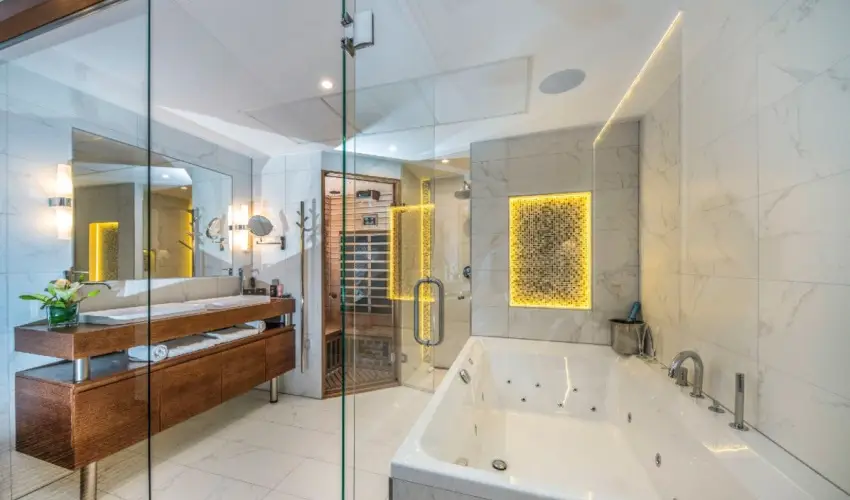 Thermal Hotel Visegr�d Visegr�d - M�rcius 15. (min. 3 �j)