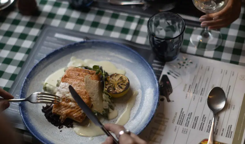 Thermal Hotel Visegr�d Visegr�d - M�rcius 15. (min. 3 �j)