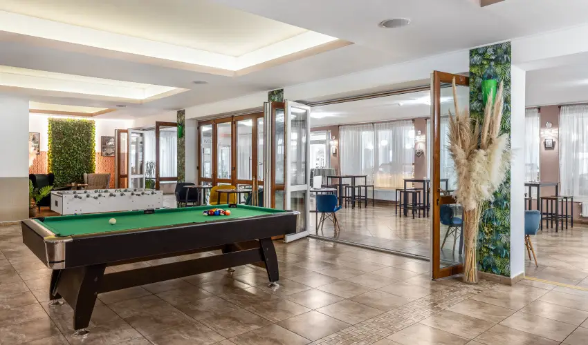 Therm�l Park Hotel Egerszal�k - M�rcius 15.