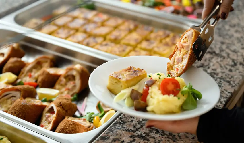 Therm�l Park Hotel Egerszal�k - M�rcius 15.