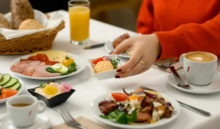 Therm�l Park Hotel Egerszal�k - M�rcius 15.