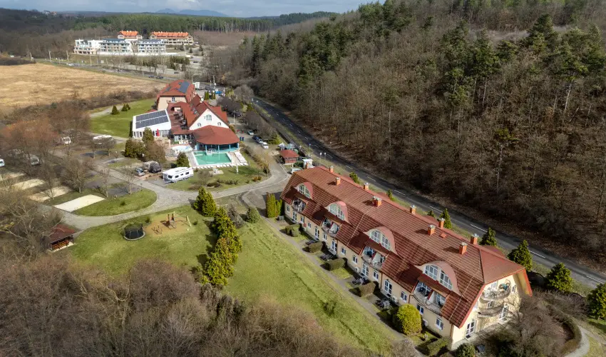 Therm�l Park Hotel Egerszal�k - M�rcius 15.