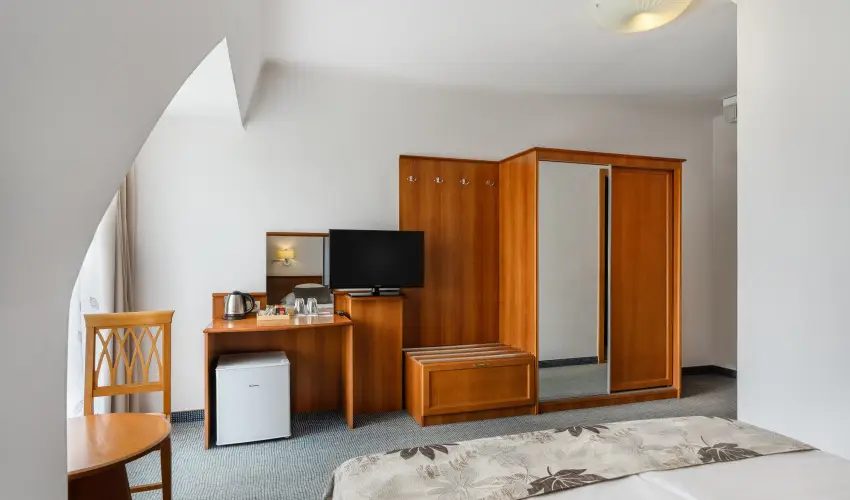 Therm�l Park Hotel Egerszal�k - M�rcius 15.