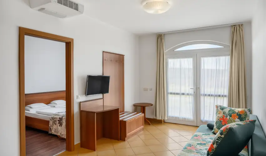 Therm�l Park Hotel Egerszal�k - M�rcius 15.
