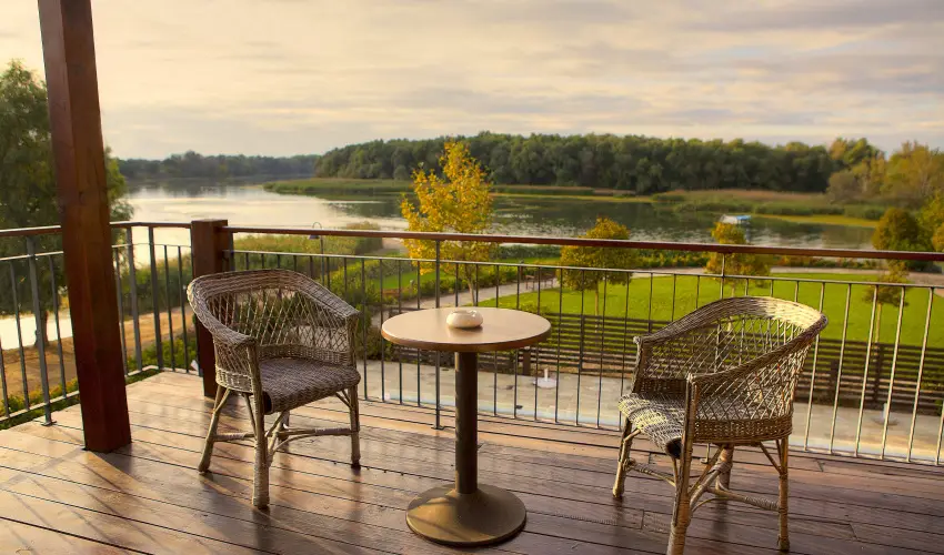 Tisza Balneum Hotel Tiszaf�red - Borvacsora Mautner Zs�fi�val (min. 2 �j)