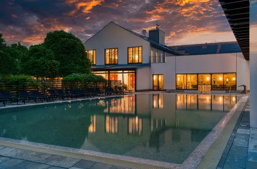 Tisza Balneum Hotel - Borvacsora Mautner Zs�fi�val (min. 2 �j)