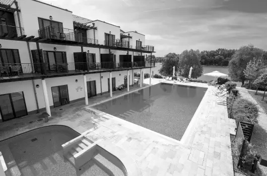Tisza Balneum Hotel - M�rcius 15. 