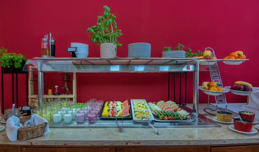 Tisza Balneum Hotel Tiszaf�red - Borvacsora Mautner Zs�fi�val (min. 2 �j)