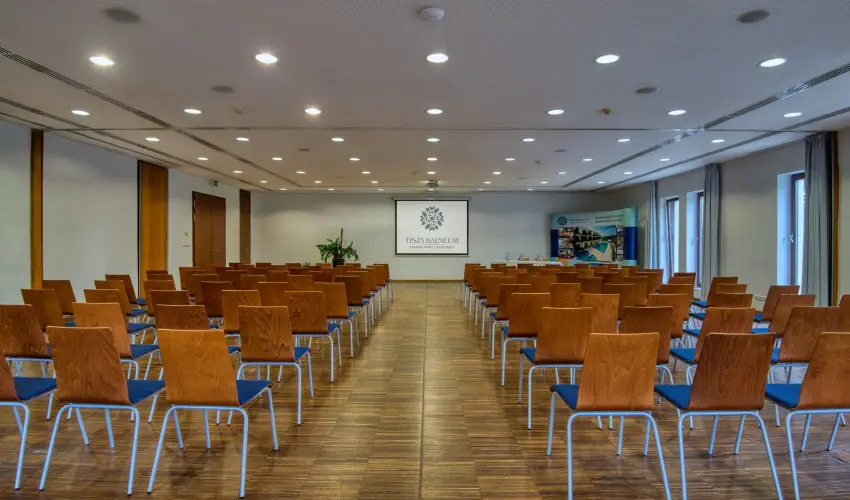 Tisza Balneum Hotel Tiszaf�red - Borvacsora Mautner Zs�fi�val (min. 2 �j)