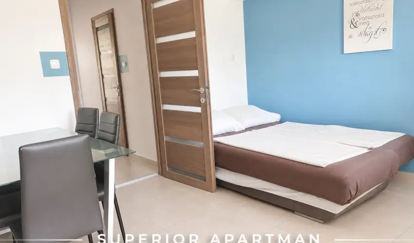 Tisza Gy�ngye Apartmanok Szeged - M�rcius 15.