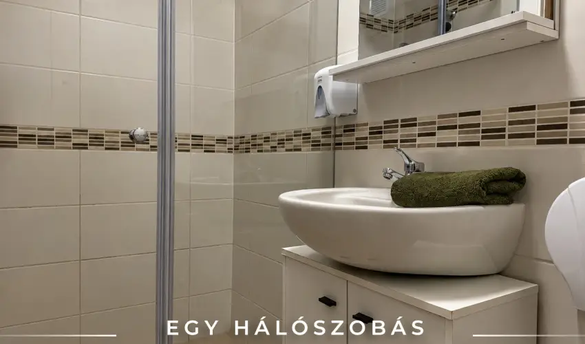 Tisza Gy�ngye Apartmanok Szeged - M�rcius 15.