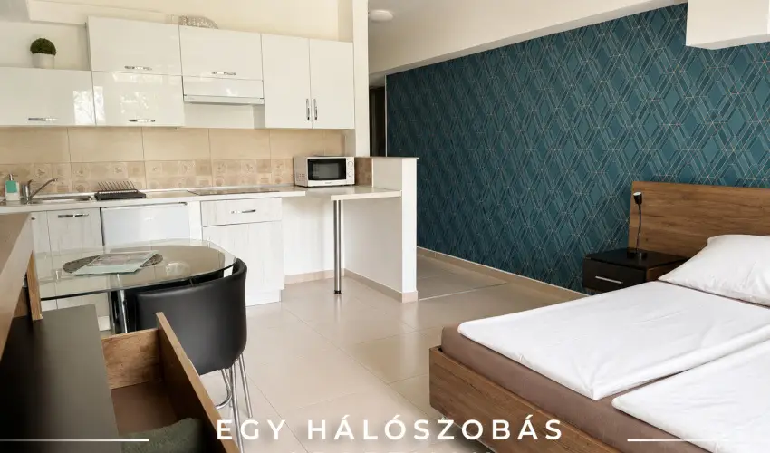 Tisza Gy�ngye Apartmanok Szeged - M�rcius 15.