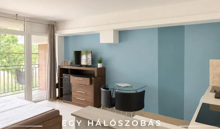 Tisza Gy�ngye Apartmanok Szeged - M�rcius 15.