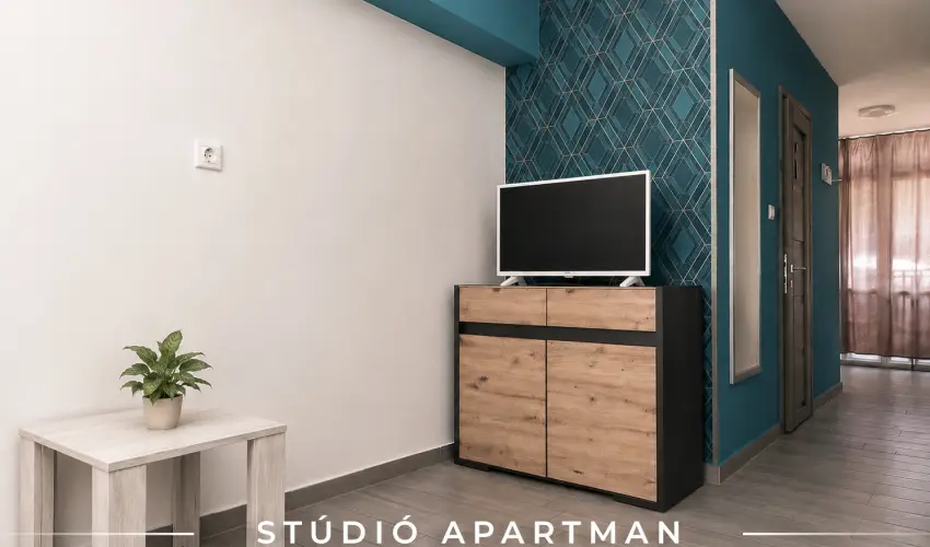 Tisza Gy�ngye Apartmanok Szeged - M�rcius 15.