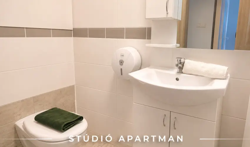 Tisza Gy�ngye Apartmanok Szeged - M�rcius 15.