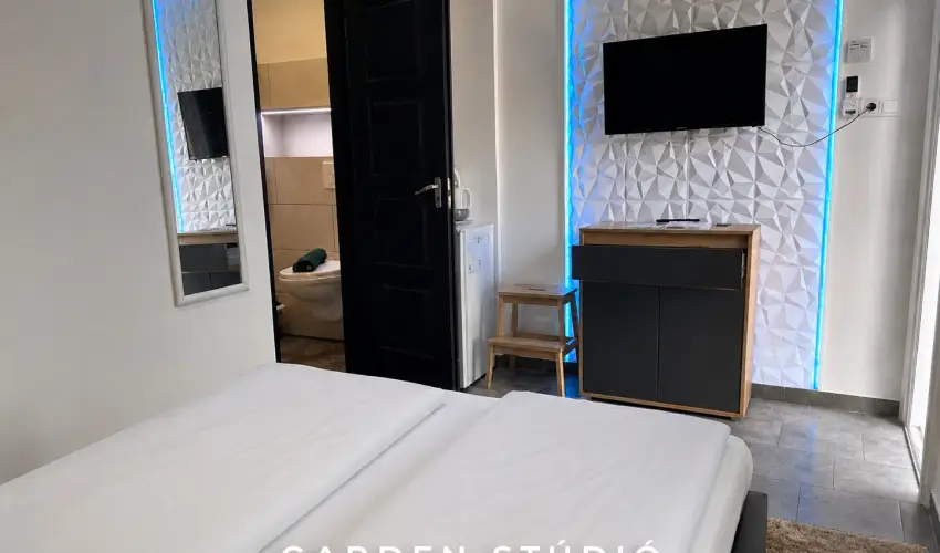 Tisza Gy�ngye Apartmanok Szeged - M�rcius 15.