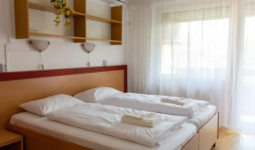 Tisza Sport Hotel Szeged - M�rcius 15. 