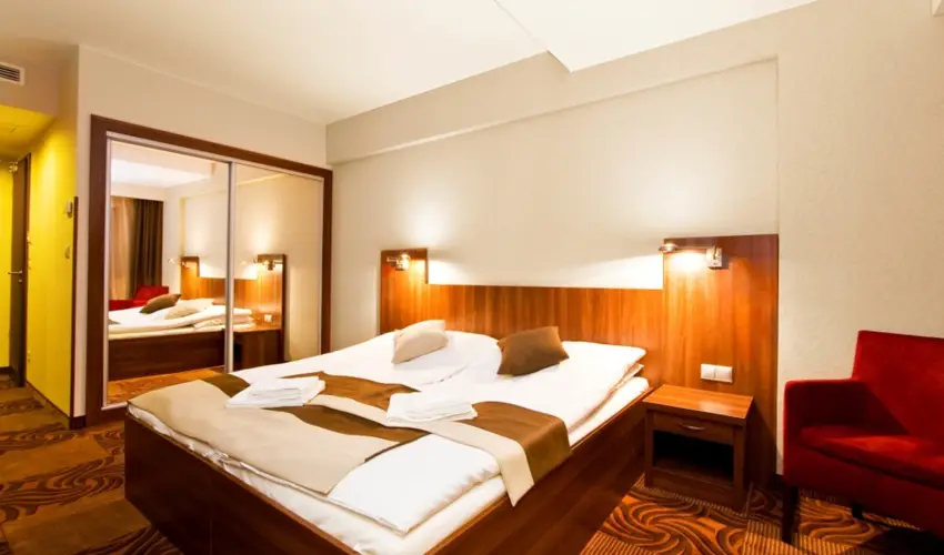 T� Wellness Hotel B�nk - M�rcius 15. 
