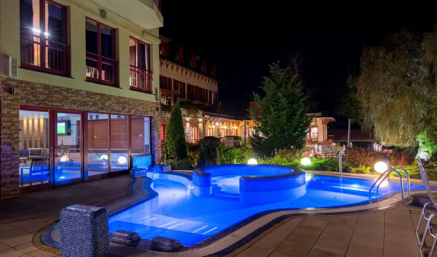 T� Wellness Hotel B�nk - M�rcius 15. 