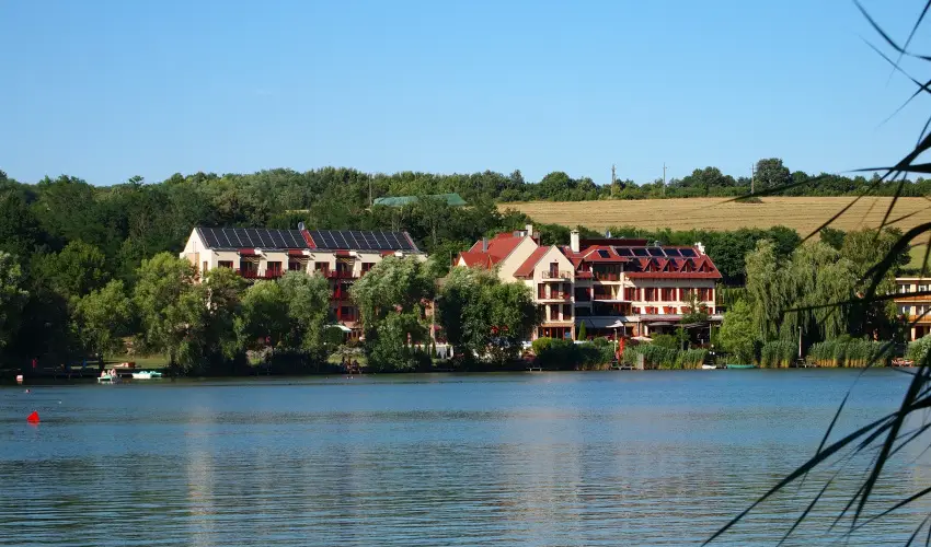 T� Wellness Hotel B�nk - M�rcius 15. 