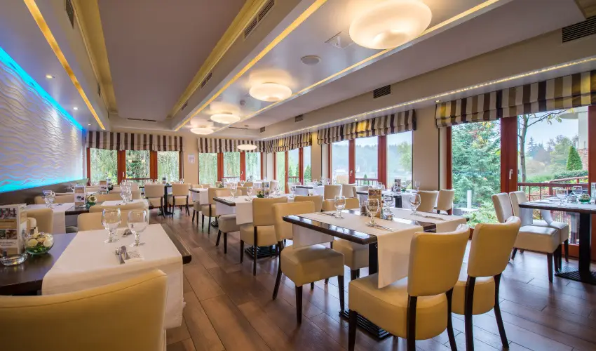 T� Wellness Hotel B�nk - M�rcius 15. 