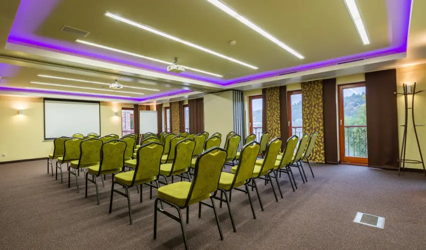 T� Wellness Hotel B�nk - M�rcius 15. 