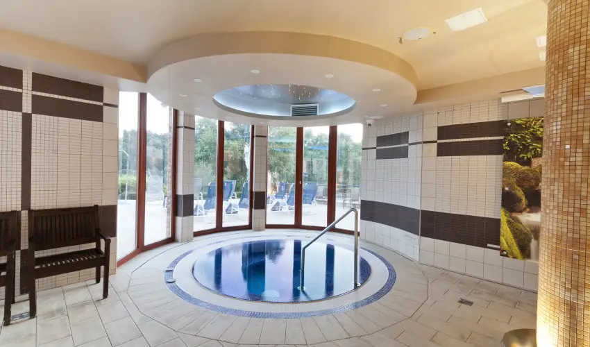 T� Wellness Hotel B�nk - M�rcius 15. 