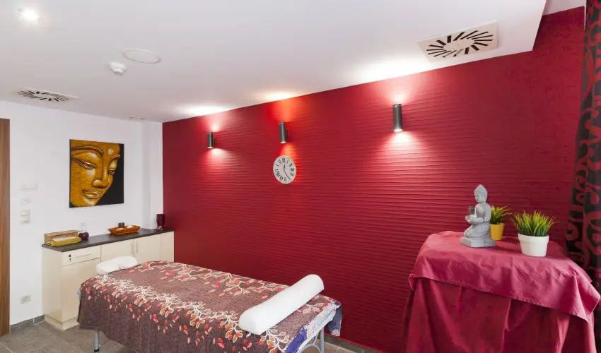 T� Wellness Hotel B�nk - M�rcius 15. 
