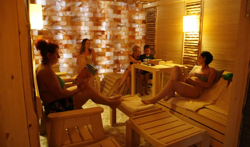 T� Wellness Hotel B�nk - M�rcius 15. 
