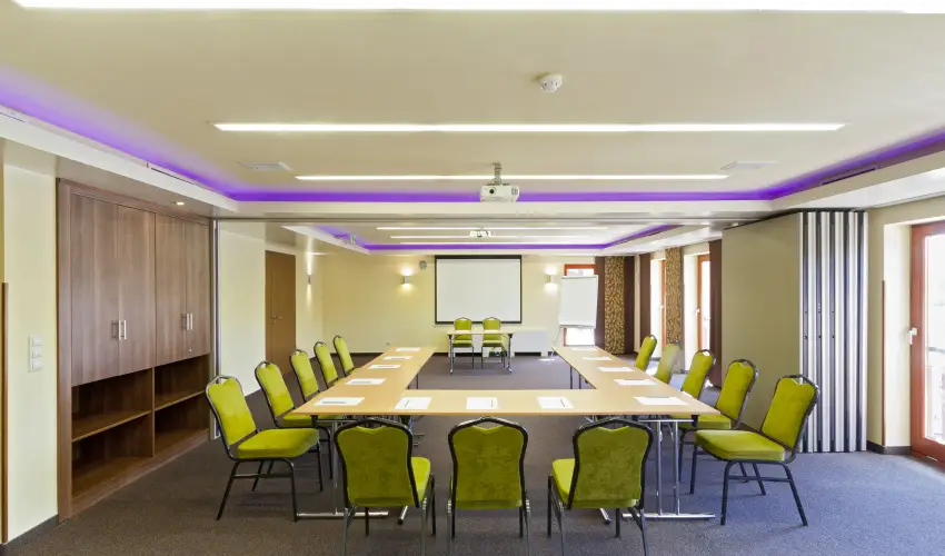 T� Wellness Hotel B�nk - M�rcius 15. 