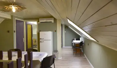 Torn�cos Vend�gh�z K�r�shegy